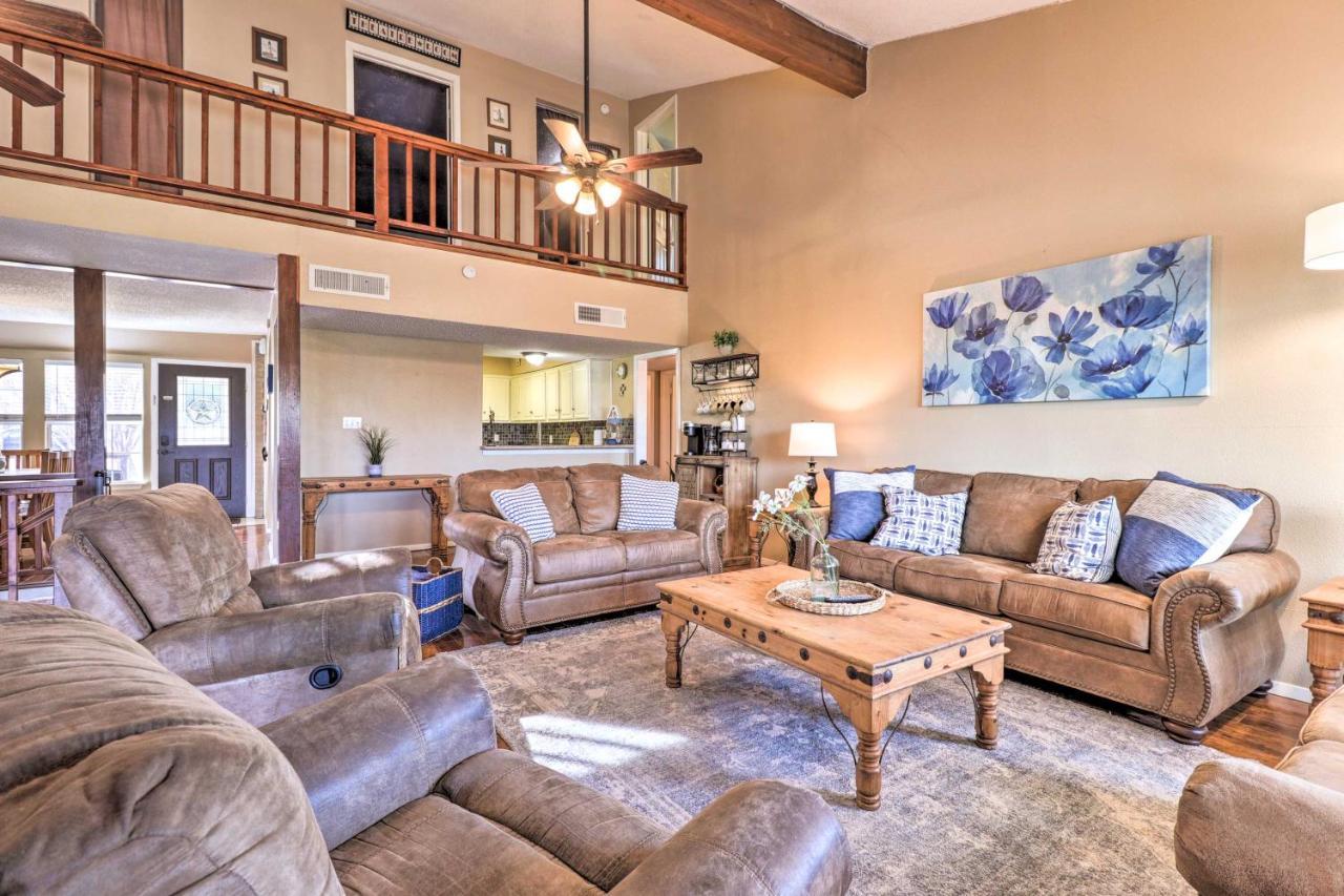 Lakefront Home With Point Venture Golf Access! Esterno foto