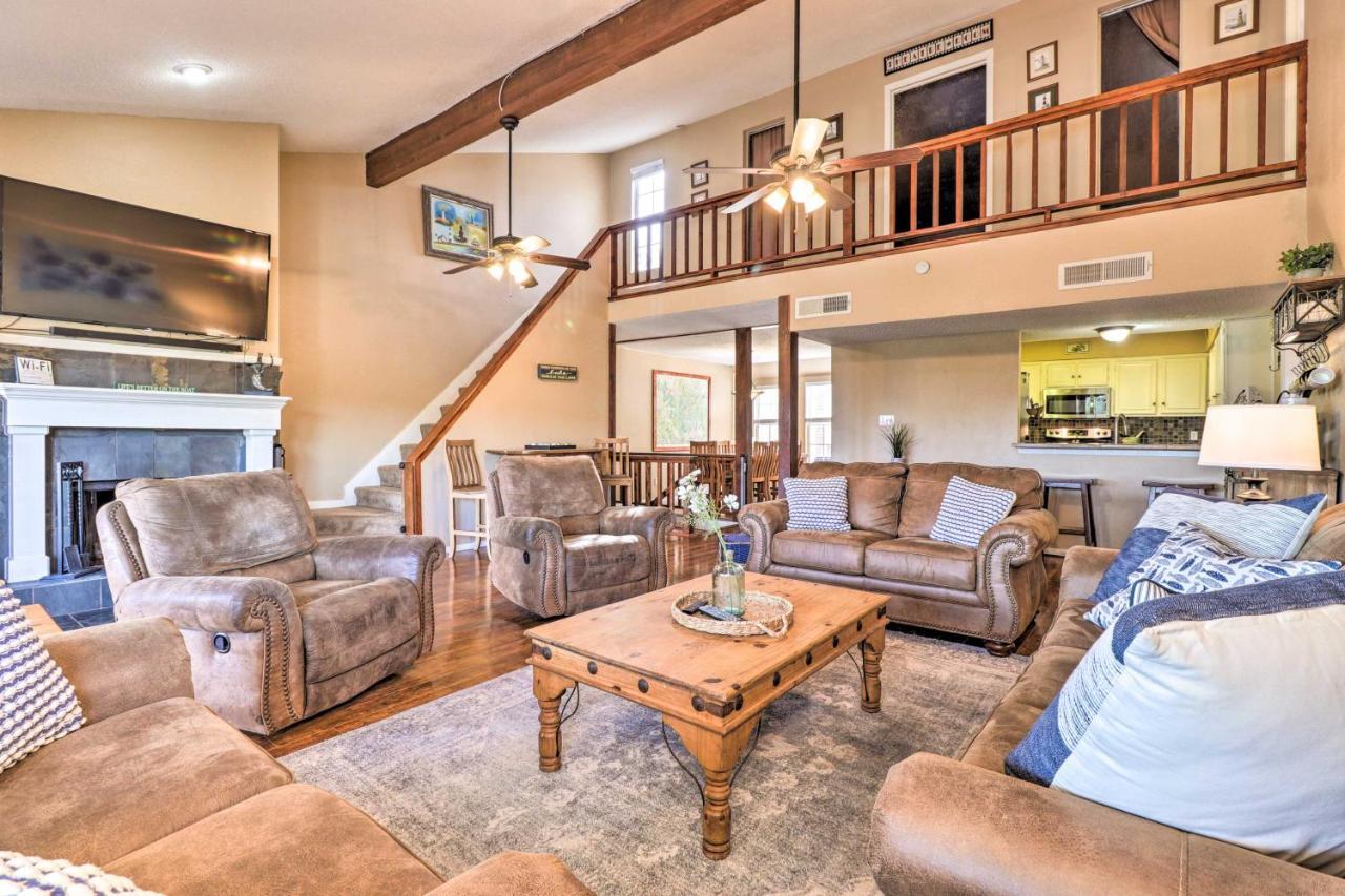 Lakefront Home With Point Venture Golf Access! Esterno foto